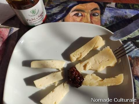 "Fichi & Sapa con noci e mandorle" con i formaggi